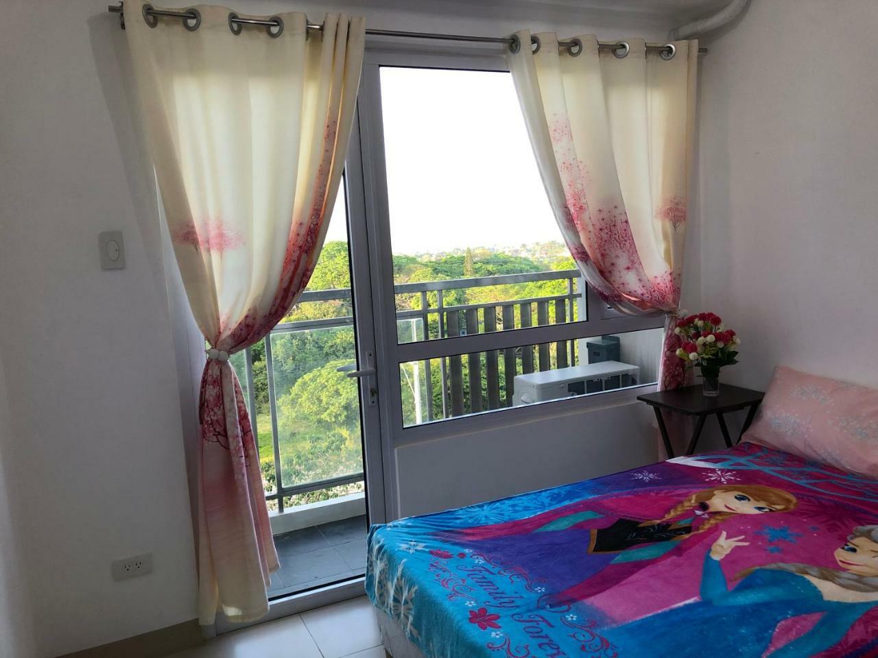 Smdc Wind Suites Jane'S Condo Tagaytay City Екстер'єр фото